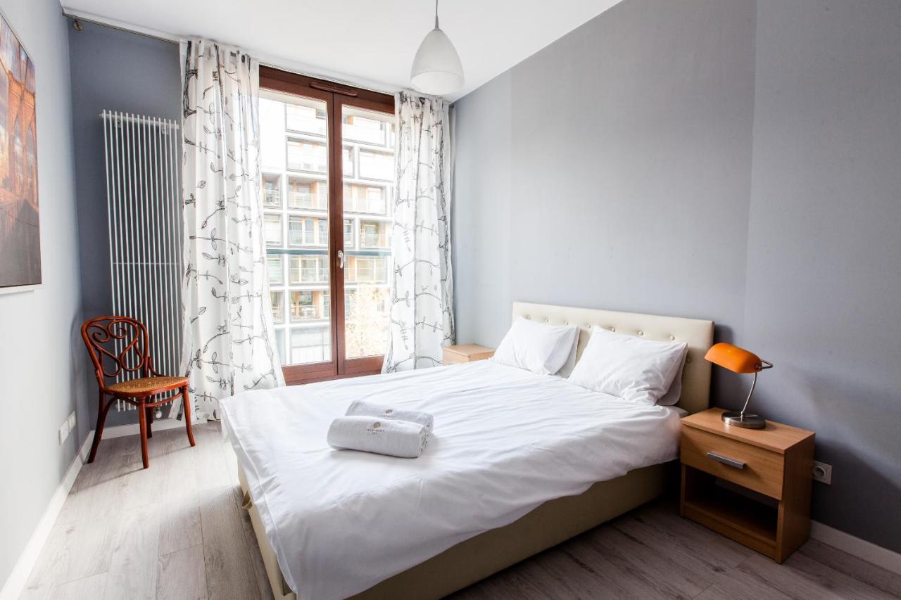 Warsaw Aparthotel Екстер'єр фото